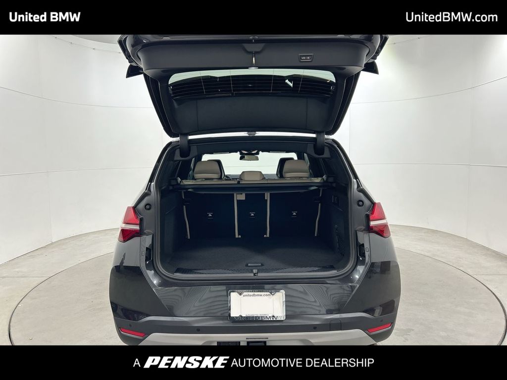 Thumbnail: 2026 BMW X3 - 21