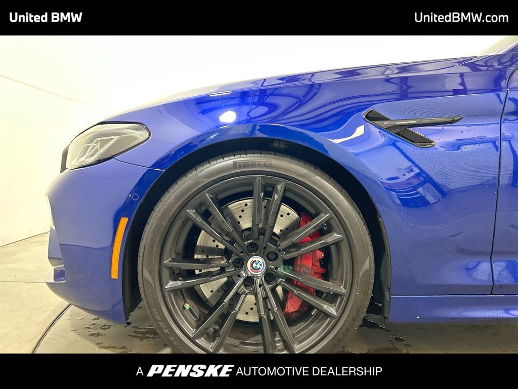 Thumbnail: 2023 BMW M5 - 10