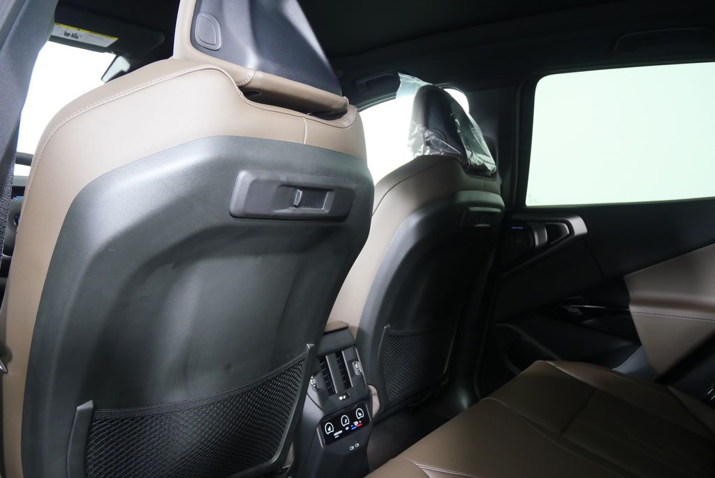 Thumbnail: 2026 BMW X3 - 17