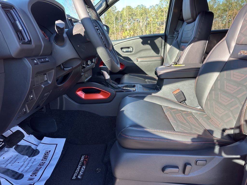 2025 Afterburn Orange Nissan Frontier PRO-4X 4X4 Truck