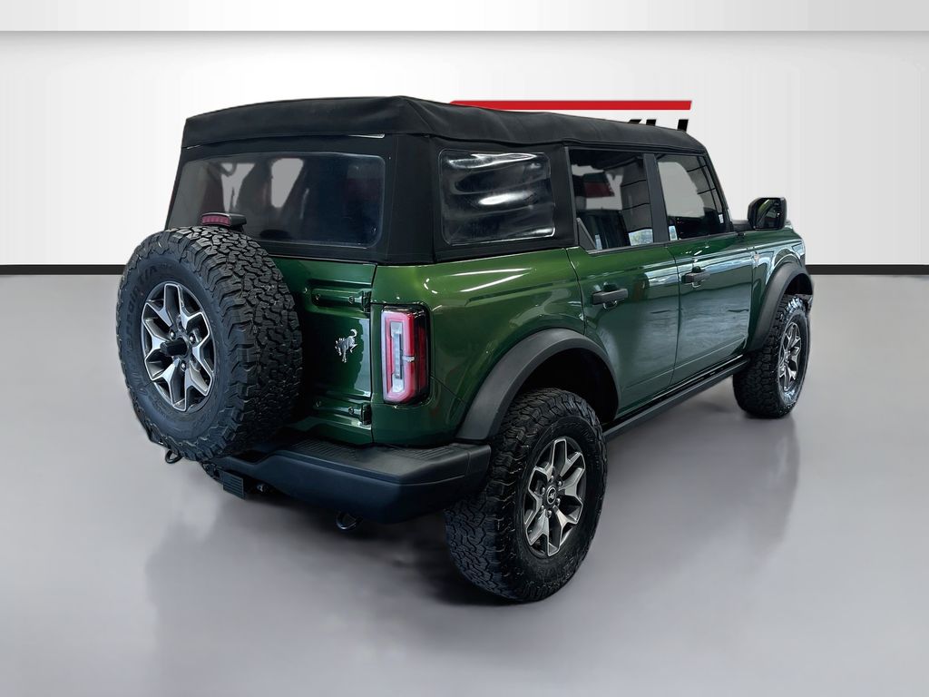 Used 2023 Eruption Green Metallic Ford Badlands image 7