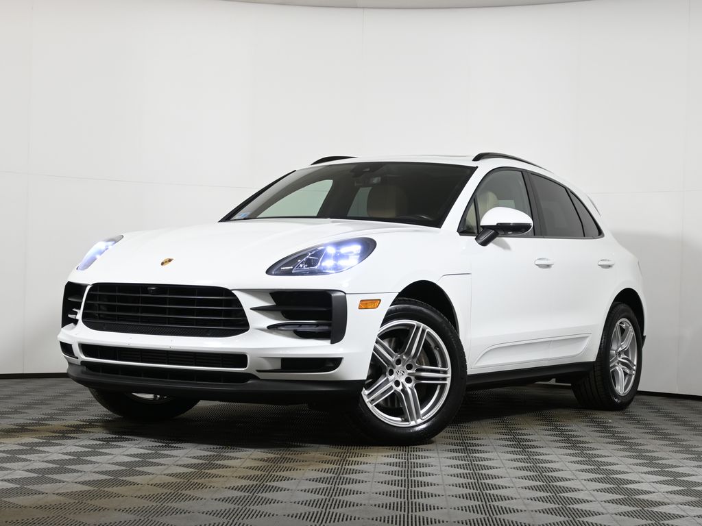 Thumbnail: 2021 Porsche Macan - 1