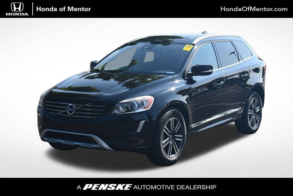 2017 Volvo XC60 T5 Dynamic -
                  Mentor, OH