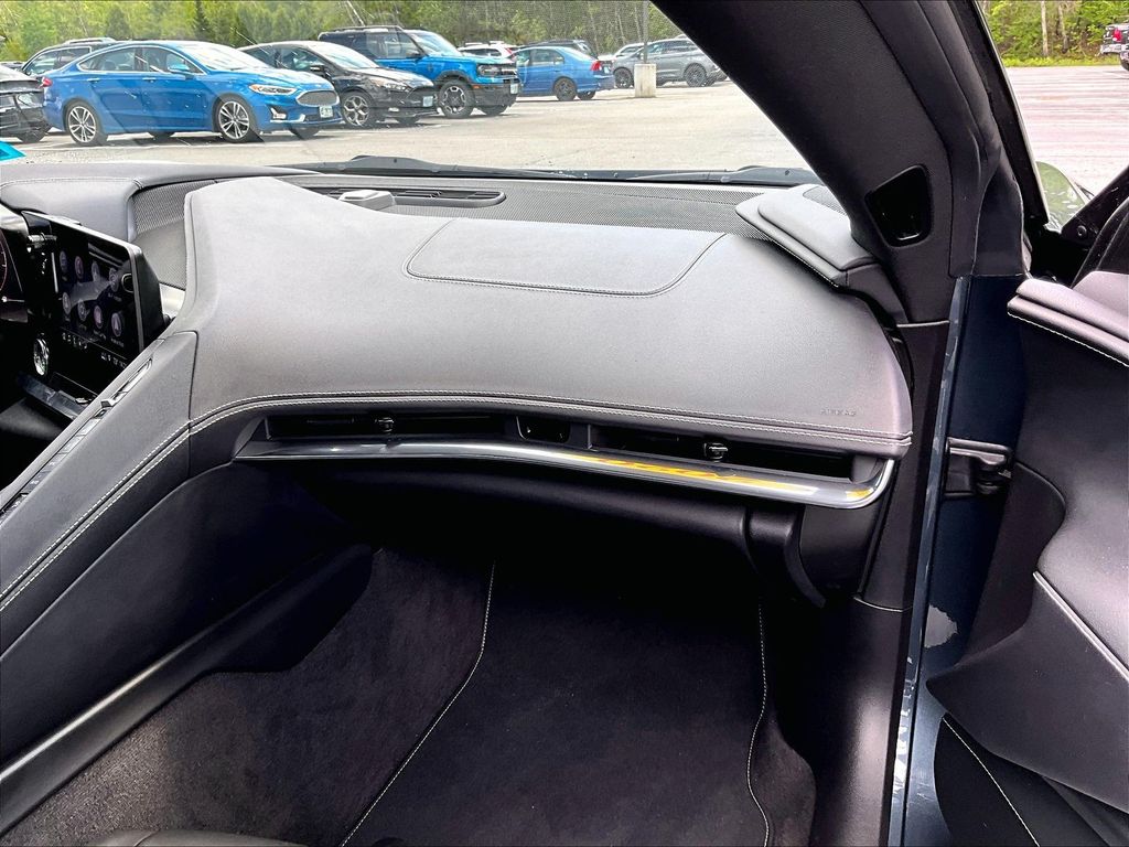 2020 Chevrolet Corvette — photo 13
