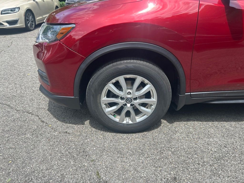 2018 Nissan Rogue SV Red at Bob Ruth Ford
