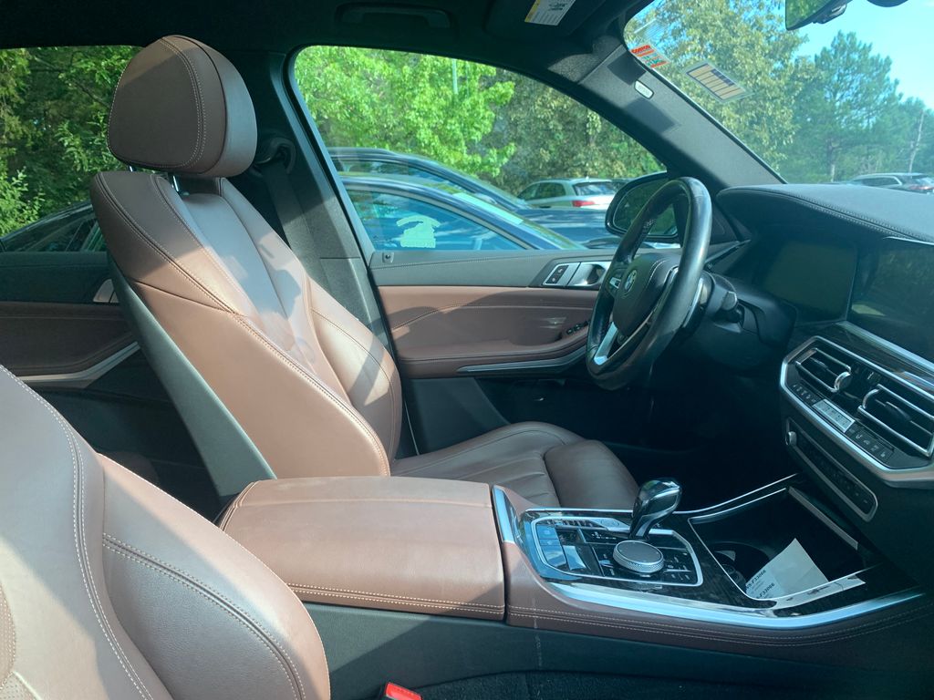 Thumbnail: 2021 BMW X5 - 10