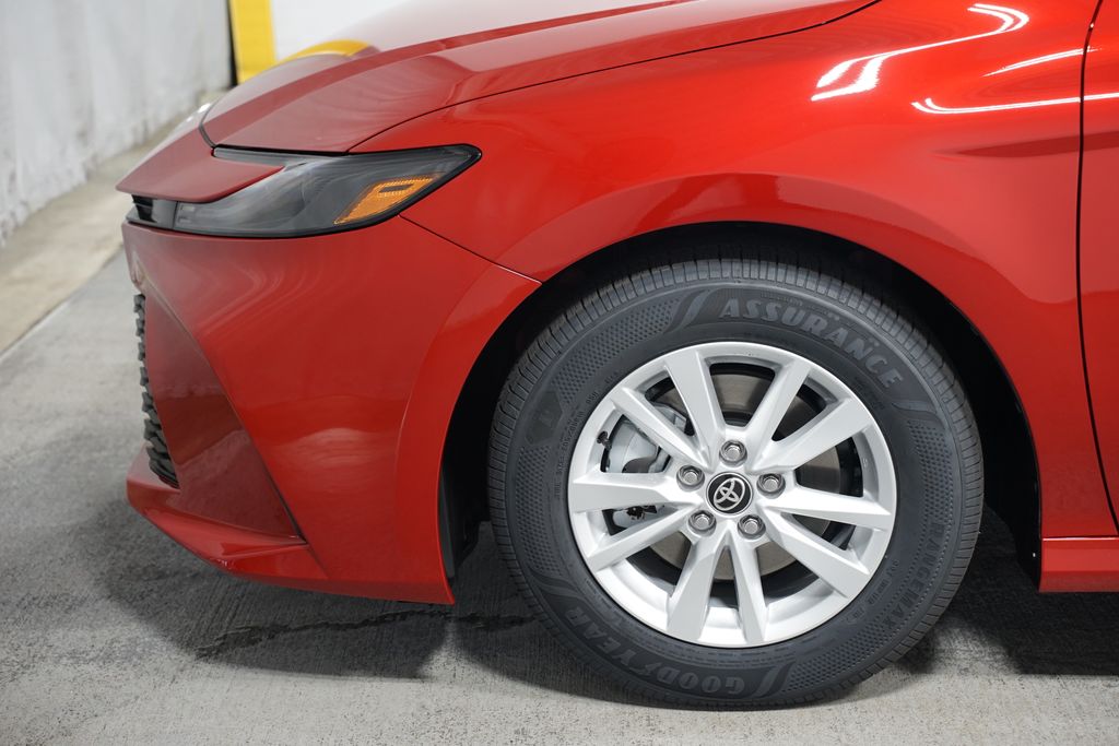 Thumbnail: 2025 Toyota Camry - 5