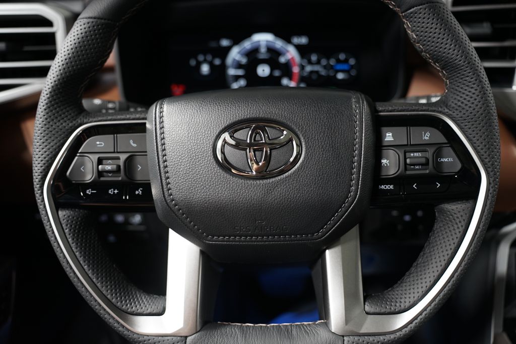 2025 Toyota Sequoia  13