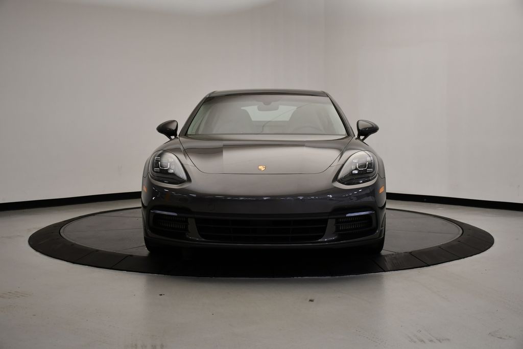 Thumbnail: 2018 Porsche Panamera - 10