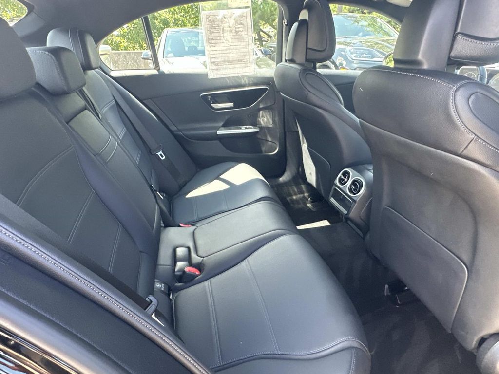 Thumbnail: 2023 Mercedes-Benz C-Class - 12