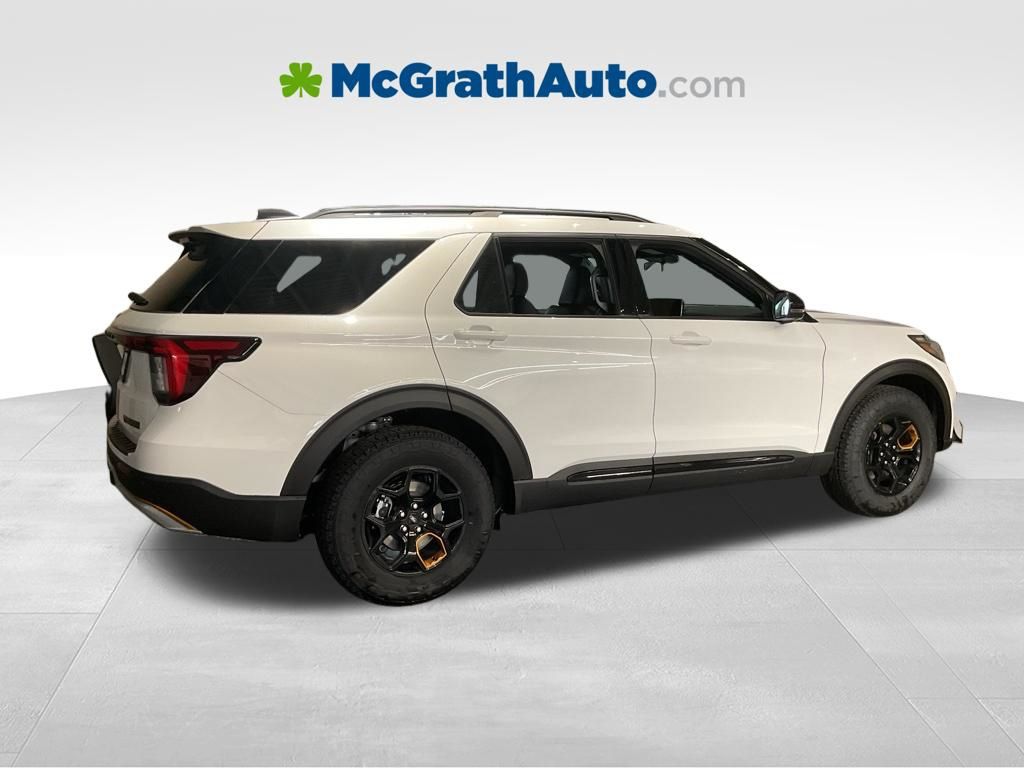 New 2026 White Ford Tremor image 4