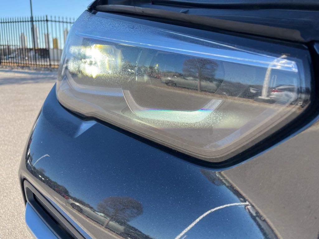 Thumbnail: 2022 BMW X5 - 16