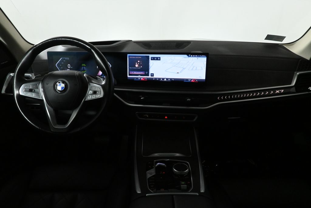 Thumbnail: 2024 BMW X7 - 17