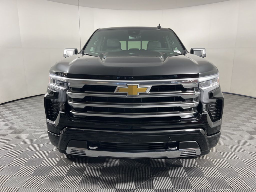 Thumbnail: 2025 Chevrolet Silverado 1500 - 19