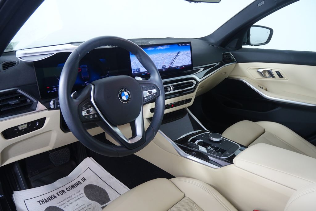 Thumbnail: 2024 BMW 3 Series - 12