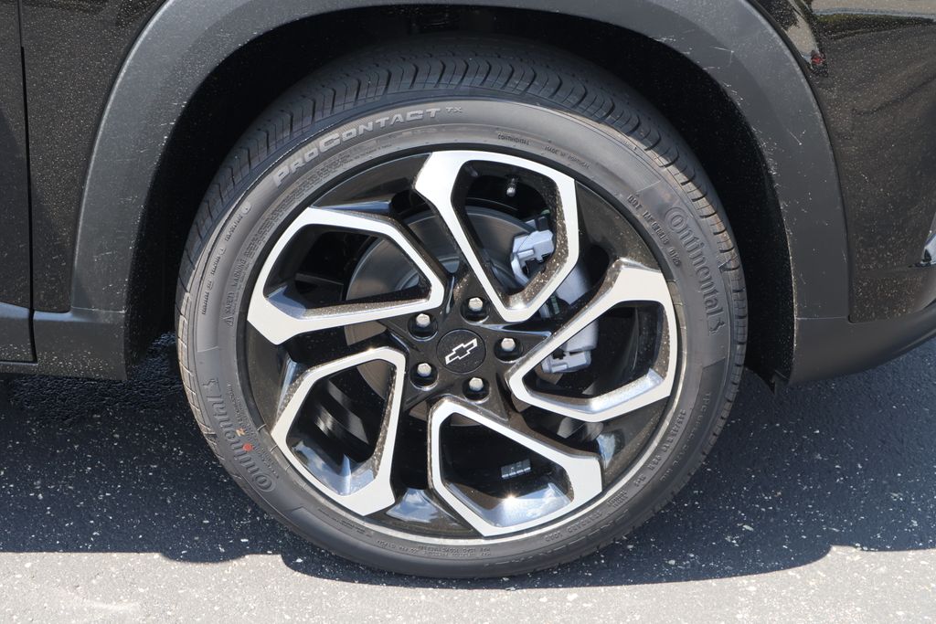 Thumbnail: 2025 Chevrolet Trax - 11