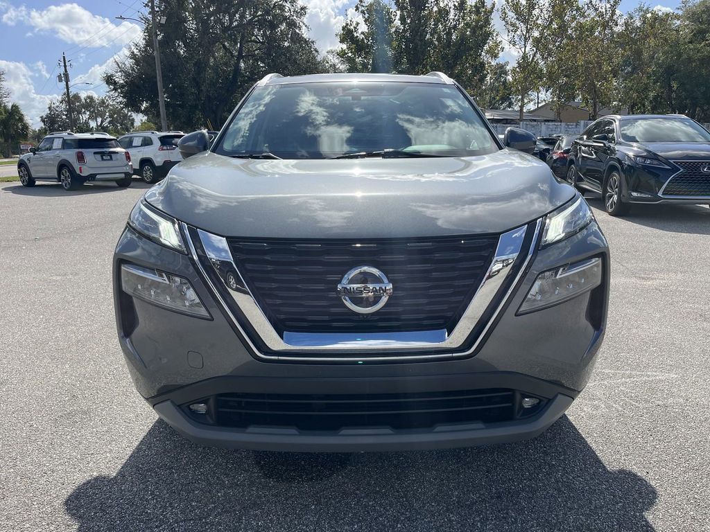 2021 Nissan Rogue SL 3