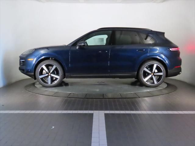 Thumbnail: 2026 Porsche Cayenne - 2