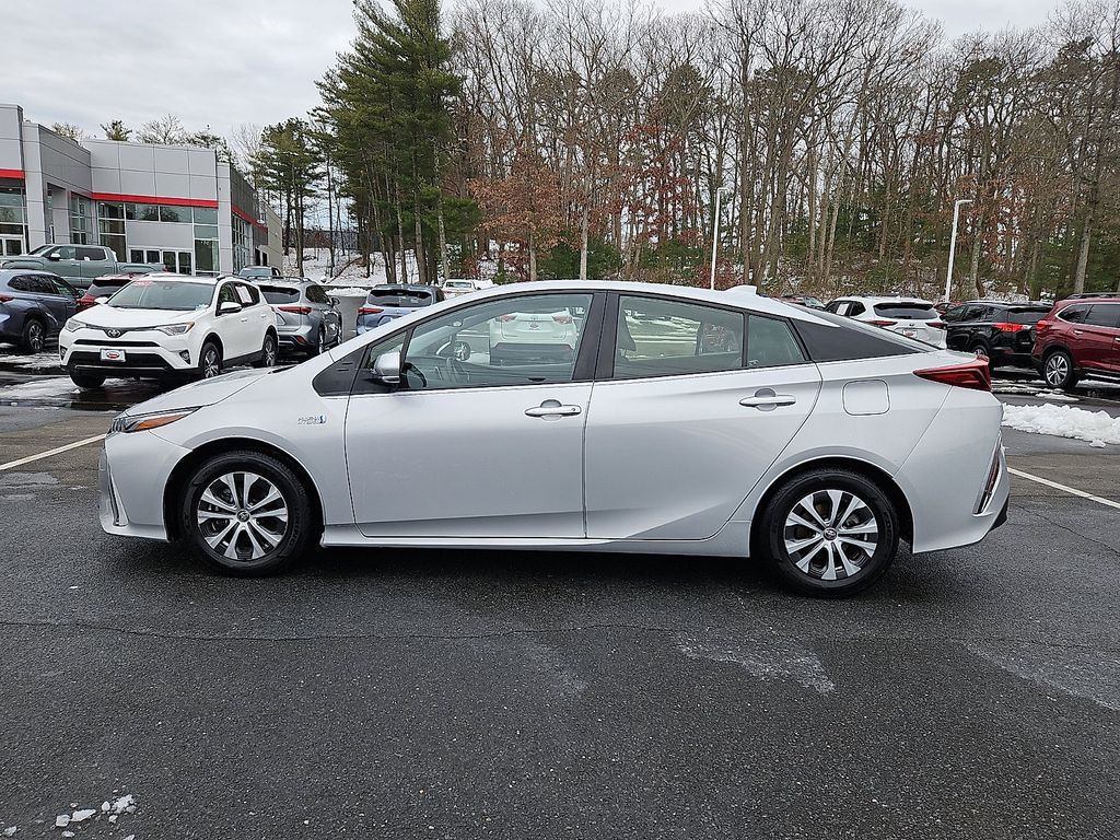 Thumbnail: 2021 Toyota Prius Prime - 8