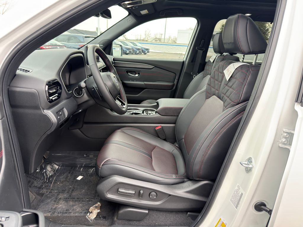 Thumbnail: 2026 Honda Pilot - 18