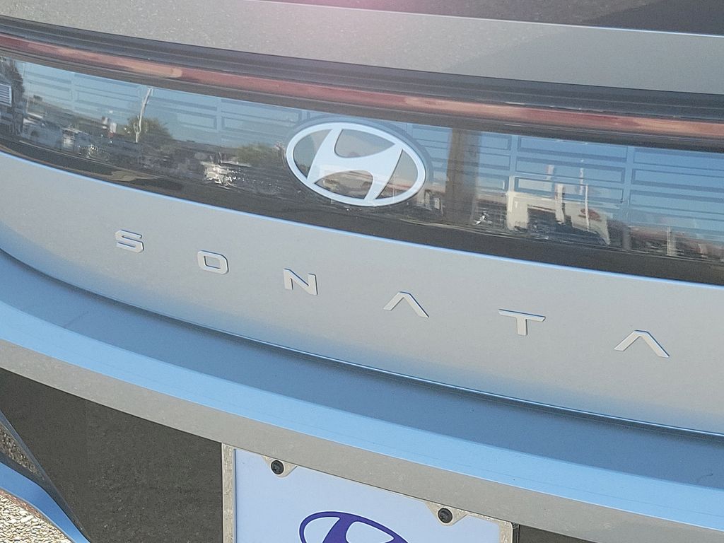 2025 Hyundai Sonata SEL 11