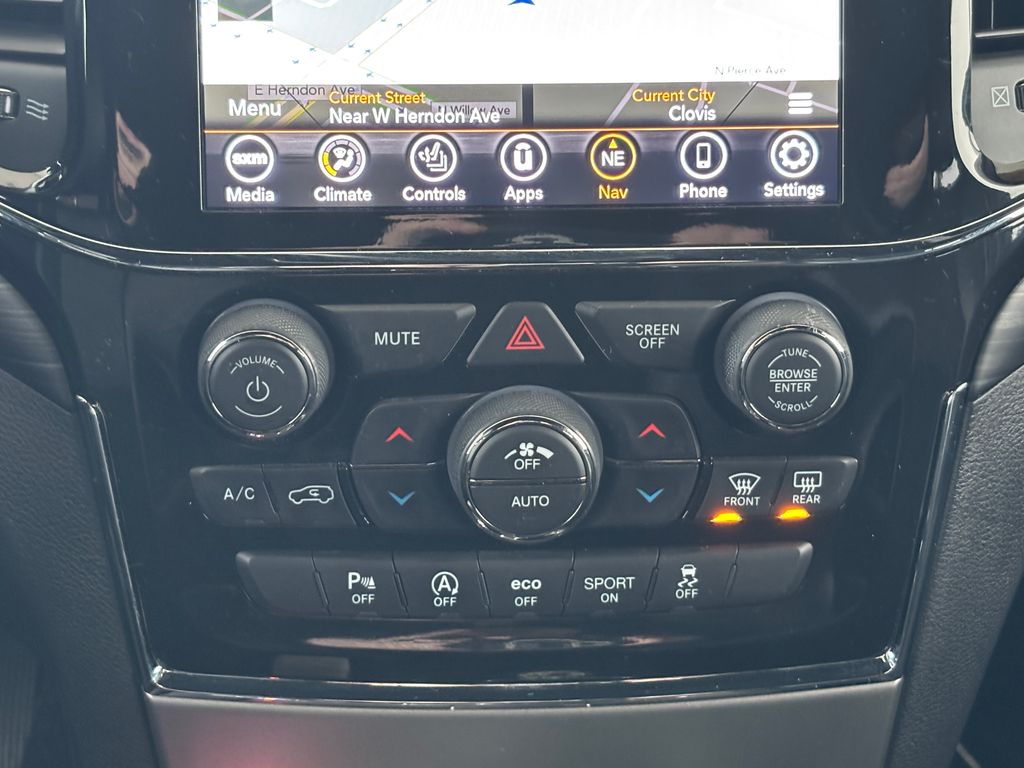 Thumbnail: 2021 Jeep Grand Cherokee - 15