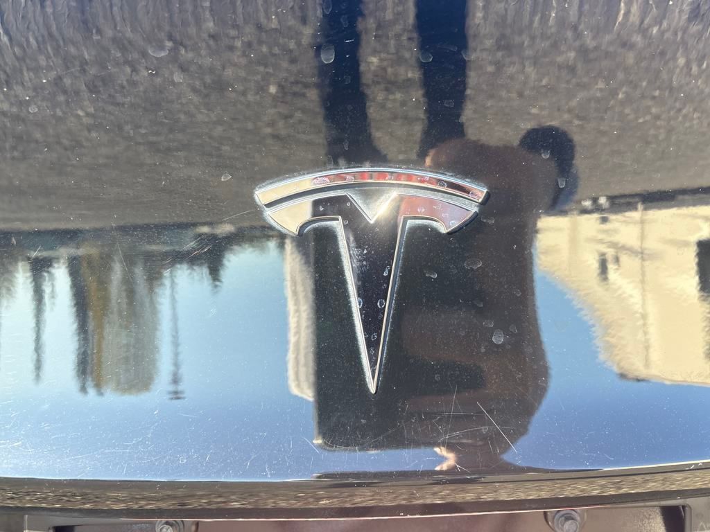 2018 Black Tesla Model 3 Long Range RWD Sedan