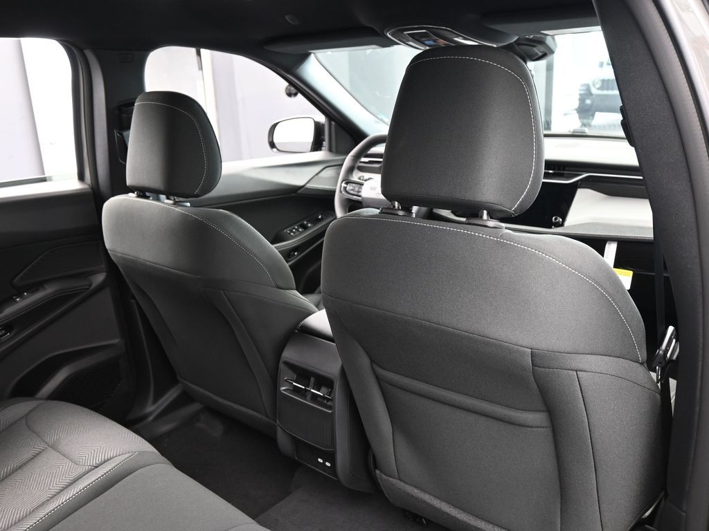 New 2026 Sting-Gray Clearcoat Jeep Laredo image 37