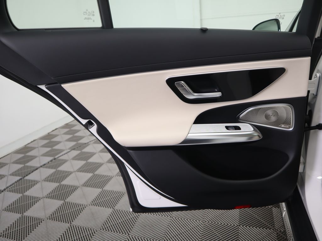 Thumbnail: 2026 Mercedes-Benz E-Class - 28