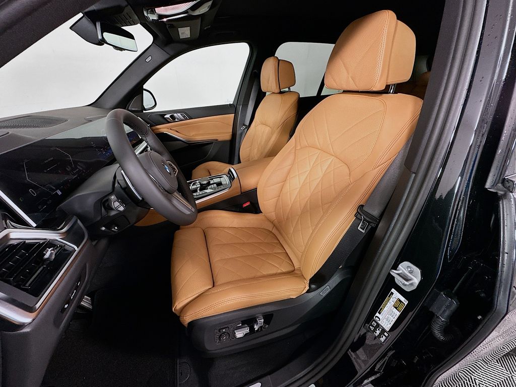 Thumbnail: 2026 BMW X5 - 16