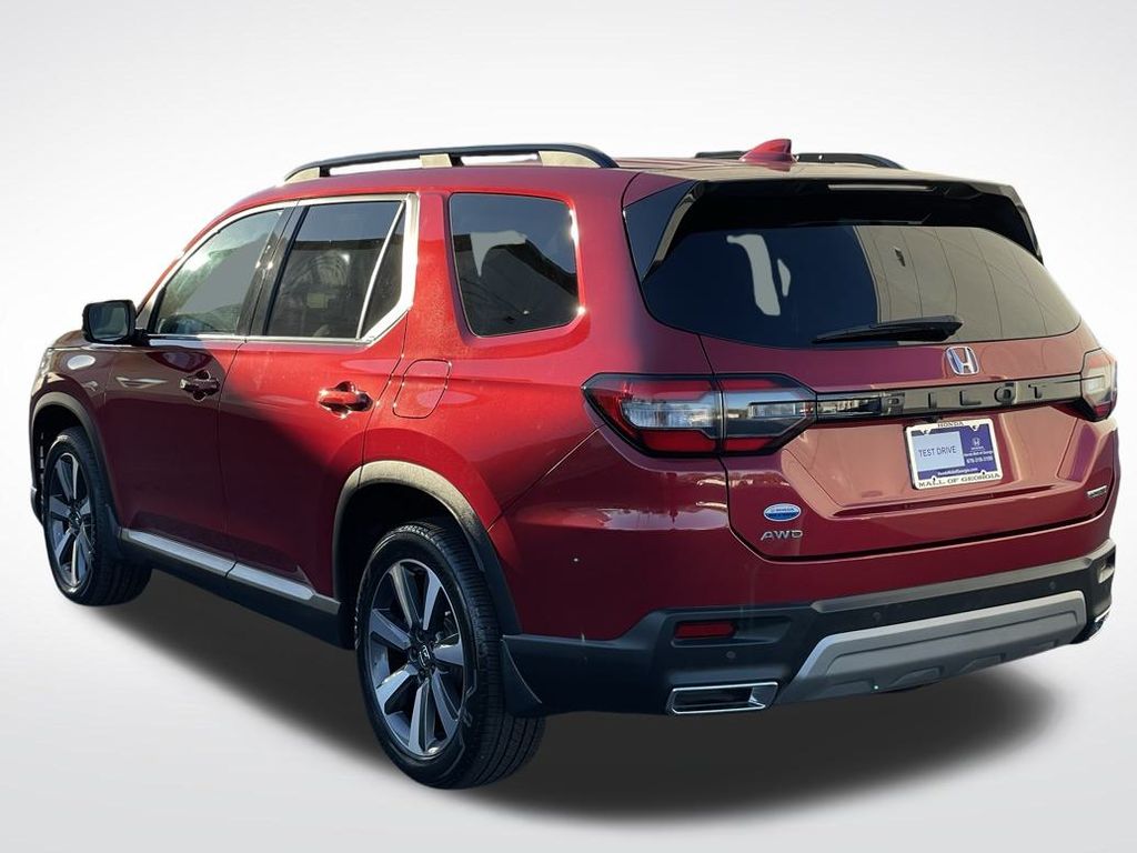 Thumbnail: 2023 Honda Pilot - 4