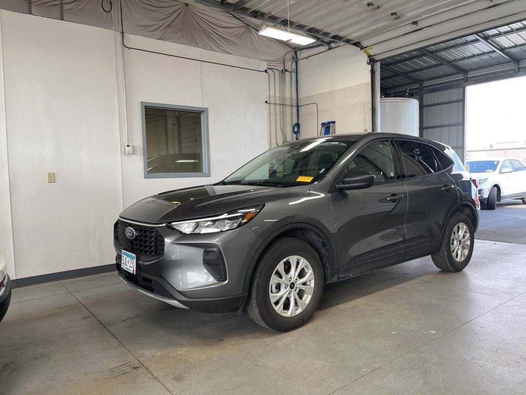 Carbonized Gray Metallic 2025 Ford Escape Active AWD SUV / Crossover All-Wheel Drive 8-Speed Automatic