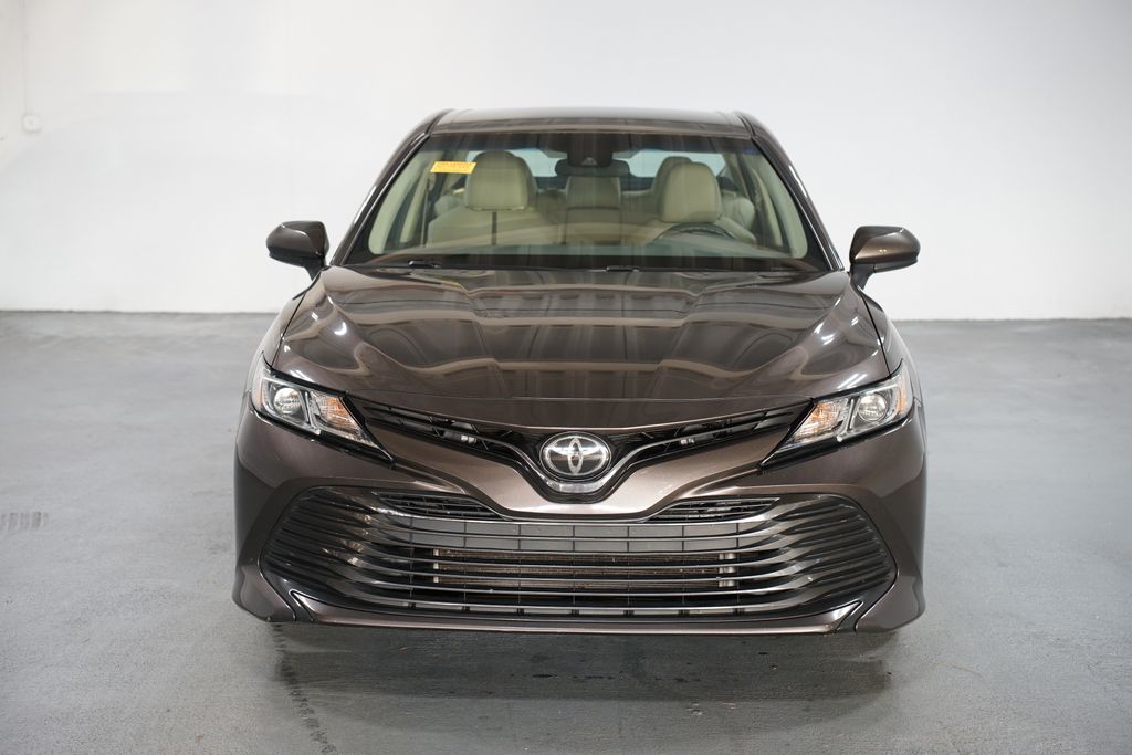 Thumbnail: 2018 Toyota Camry - 2
