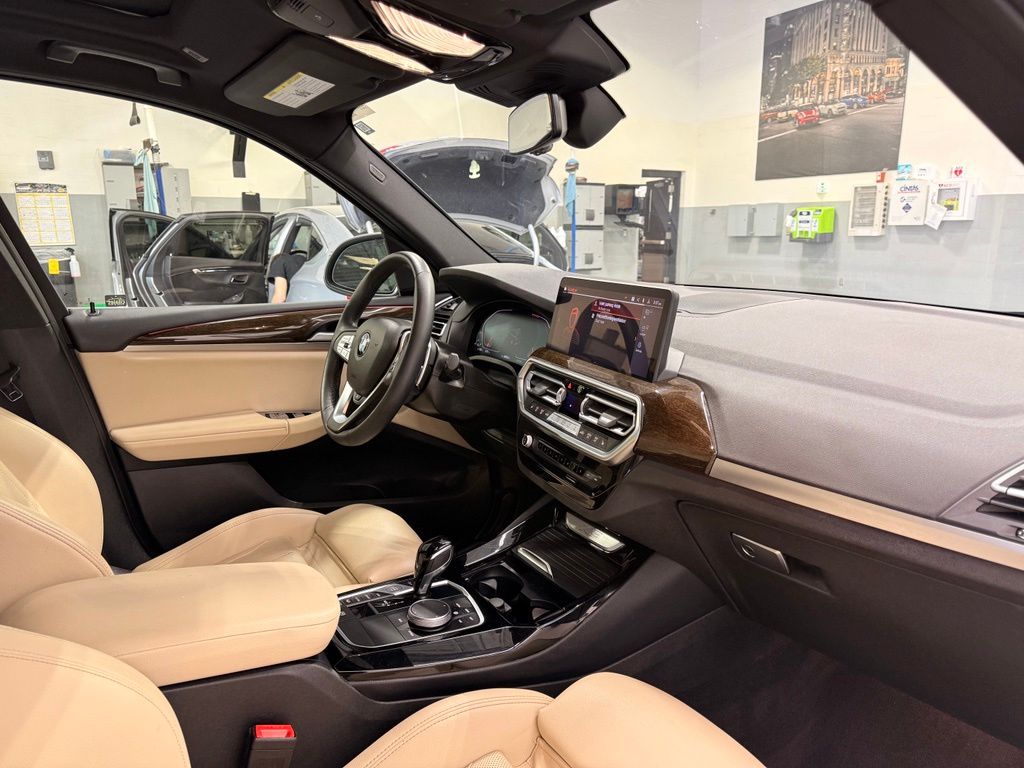 Thumbnail: 2024 BMW X3 - 29