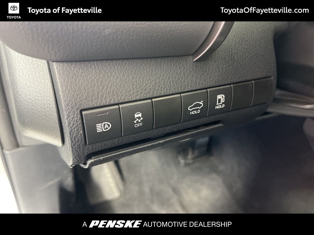 Thumbnail: 2024 Toyota Camry - 24