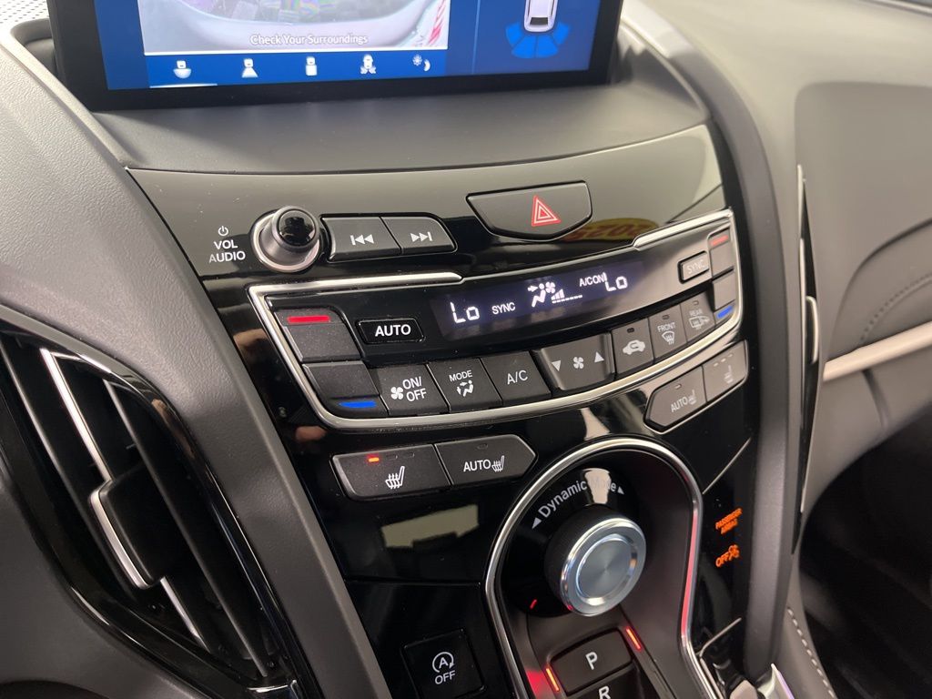 Thumbnail: 2025 Acura RDX - 32