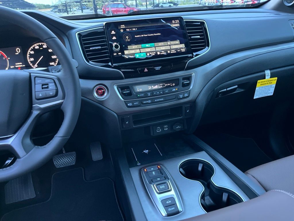 Thumbnail: 2026 Honda Ridgeline - 10