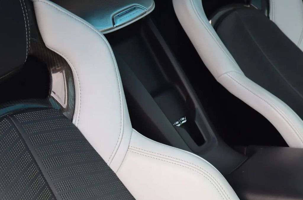 2022 Ceramic White Chevrolet Corvette Stingray RWD Coupe