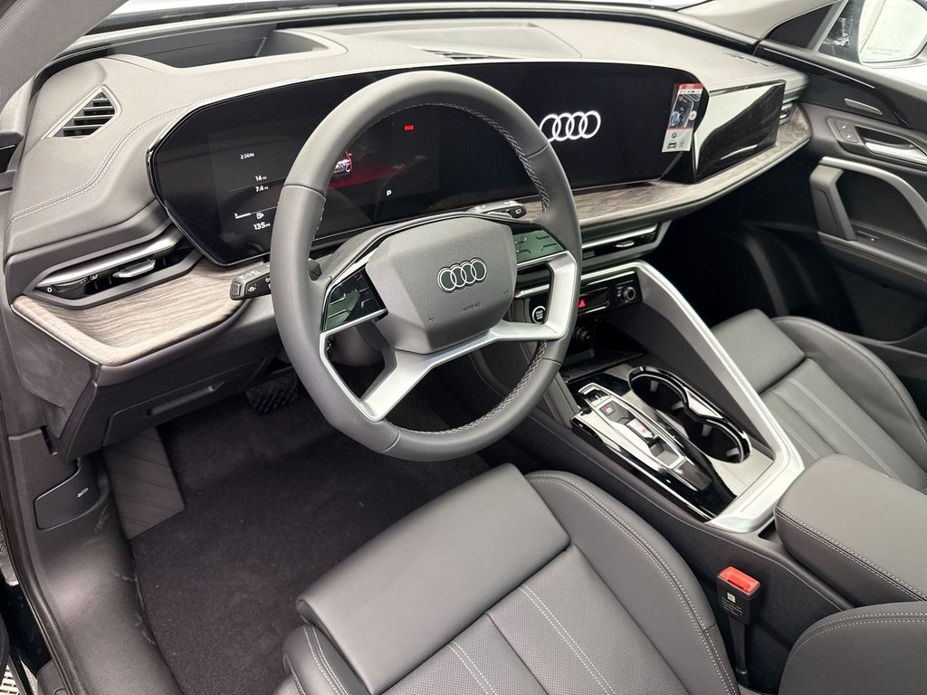 Thumbnail: 2025 Audi Q5 - 10