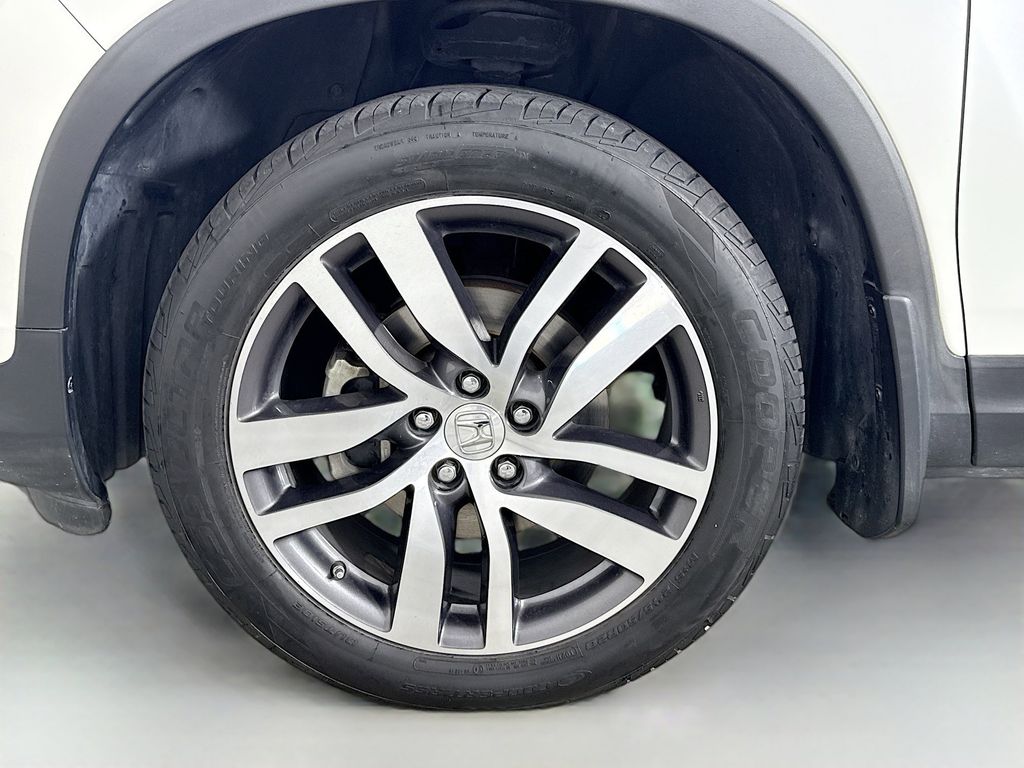 Thumbnail: 2017 Honda Pilot - 31