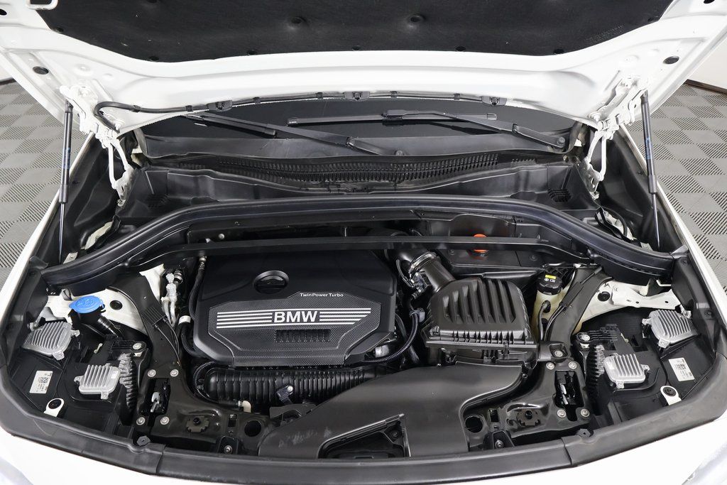 Thumbnail: 2022 BMW X2 - 15