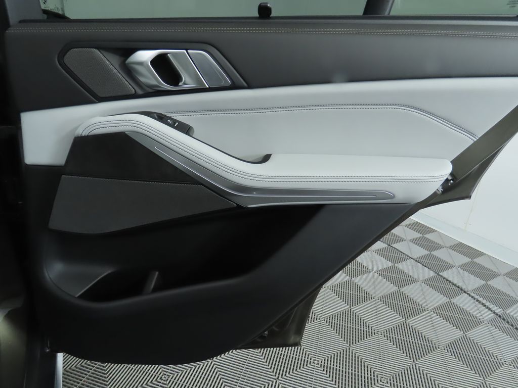 Thumbnail: 2026 BMW X5 - 28