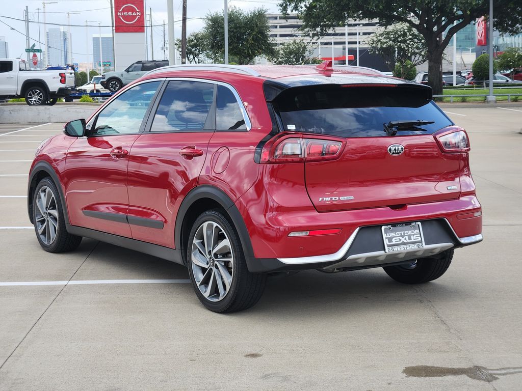 2018 Kia Niro Touring Red at Bravo Nissan