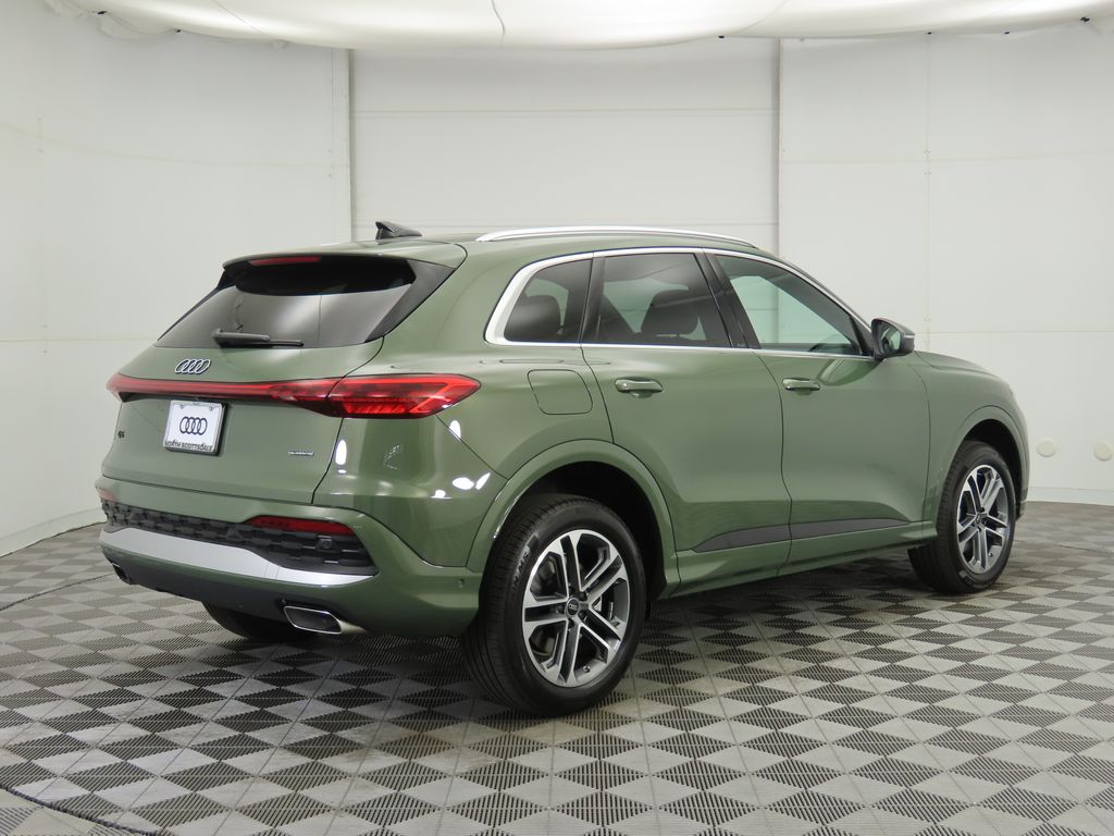 Thumbnail: 2025 Audi Q5 - 5