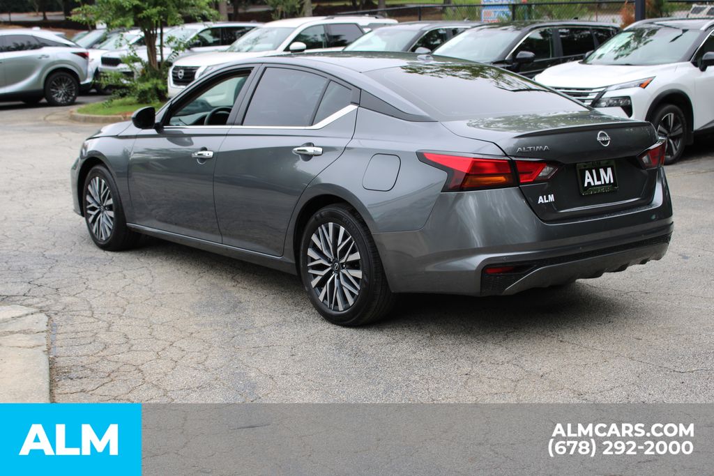Used 2025 Gray Nissan 2.5 SV image 9