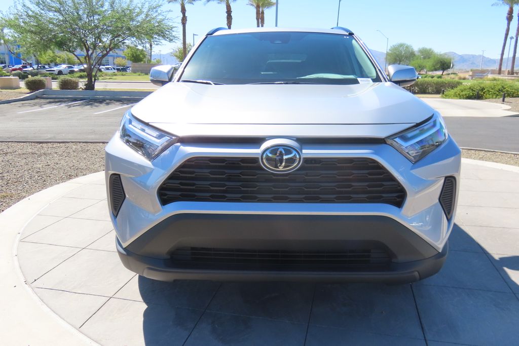 Thumbnail: 2025 Toyota RAV4 - 2
