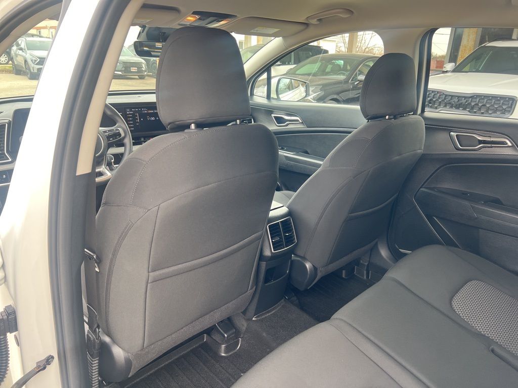 2023 Kia Sportage LX photo