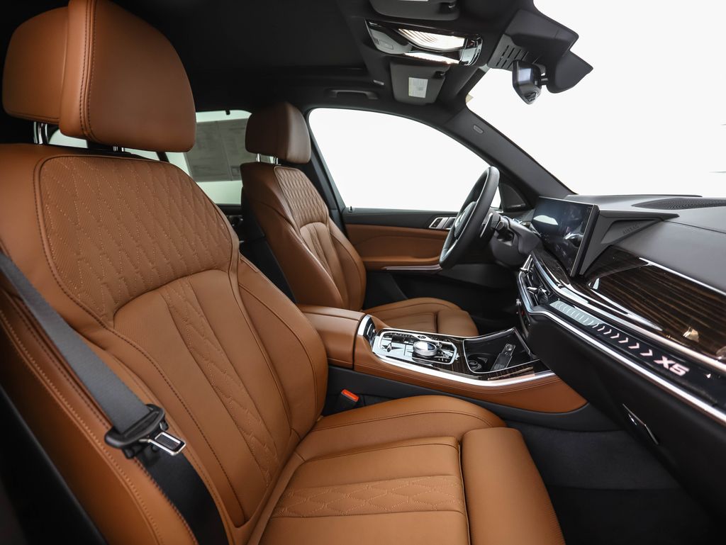 Thumbnail: 2026 BMW X5 - 31