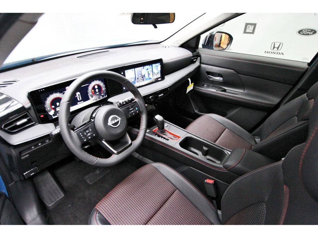 2026 Nissan Kicks SR - 11