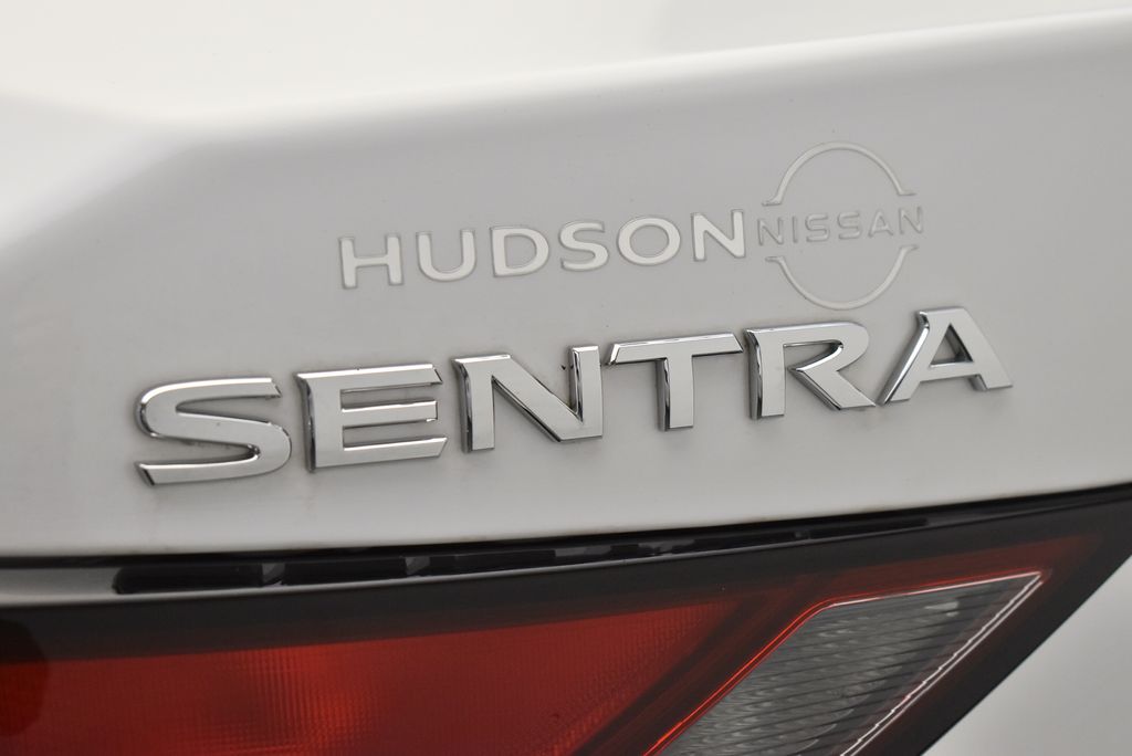 Thumbnail: 2023 Nissan Sentra - 9